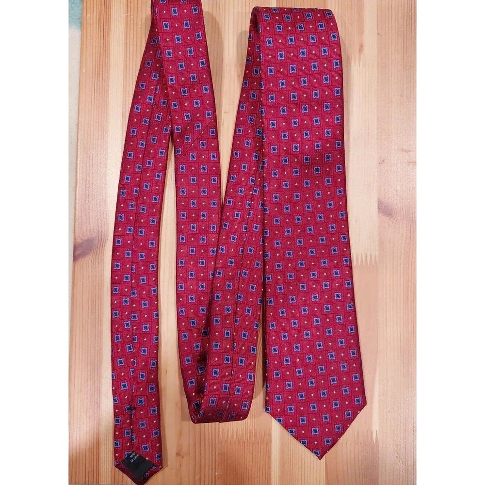 JOS. A. BANK Men's 100% Silk Tie ~ Executive Collection ~ Red ~ NWT $49.50